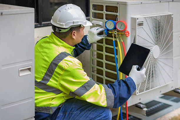 Professional Hvac Maintenance technician working in Rochelle, IL